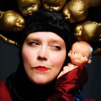 Epidermis Circus (c) Helen Cyr